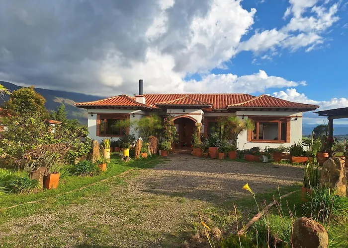 Casa Campestre Flores Amarillas